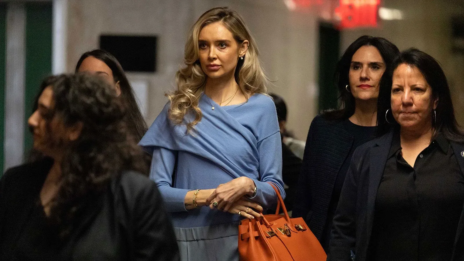 كاجا سوكولا، عارضة أزياء سابقة، تظهر في قاعة المحكمة أثناء الإدلاء بشهادتها ضد هارفي واينستين بشأن اعتداء جنسي مزعوم.