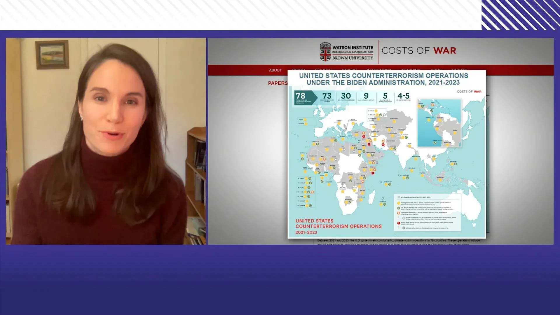 امرأة تتحدث في بث مباشر، تظهر خلفها خريطة توضح عمليات مكافحة الإرهاب الأمريكية خلال إدارة بايدن، مع أرقام وإحصاءات.