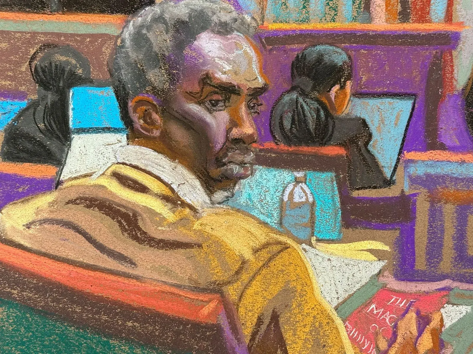 شون "ديدي" كومبس يجلس في قاعة المحكمة أثناء محاكمته، حيث يناقش محاموه قضيته المتعلقة بتهم الدعارة والابتزاز.