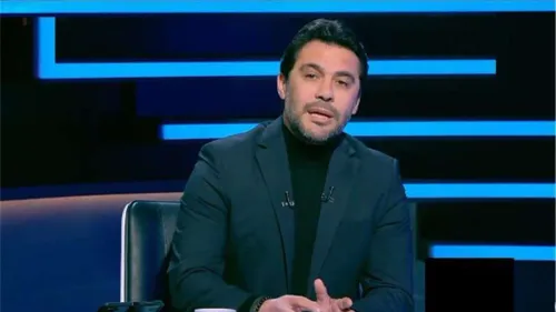 معلق رياضي مصري يتحدث خلال برنامج تلفزيوني عن انتقال محمد صلاح إلى نادي طرابزون سبور التركي وتأثيره على تاريخ اللاعبين المصريين في الدوري التركي.