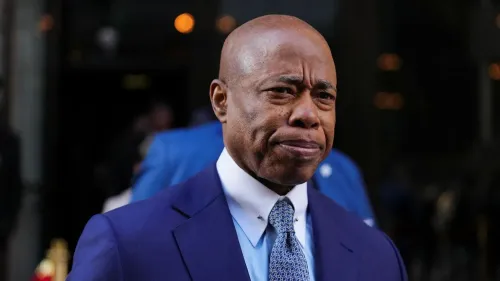 استقالة دانييل ساسون، القائم بأعمال المدعي العام في نيويورك، وسط ضغوط لإسقاط التهم الموجهة لعمدة المدينة إريك آدامز.