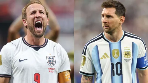 هاري كين يحتفل بهدفه الحاسم مع منتخب إنجلترا، وميسي يراقب المباراة، في مواجهة كأس العالم 2023.