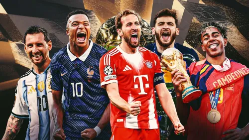 نجوم كرة القدم أبرزهم من فرنسا وألمانيا والأرجنتين يحتفلون مع كأس العالم، في سياق منافسات الكرة الذهبية 2026.