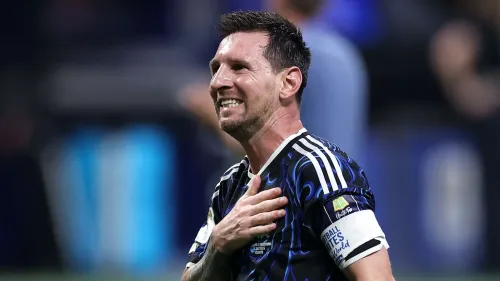ليونيل ميسي يعبر عن مشاعره بفخر بعد فوز الأرجنتين على إنجلترا، في مباراة درامية تحمل ثقل تاريخي وكروي كبير.