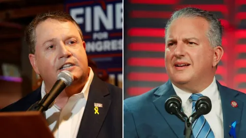 صورة لمرشحين جمهوريين، راندي فاين وجيمي باترونيس، يتحدثان خلال حملتهما الانتخابية في فلوريدا، بعد فوزهما في انتخابات خاصة.