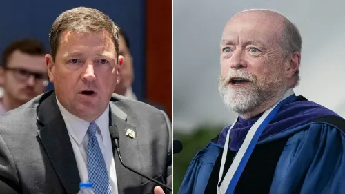 رد عميد كلية الحقوق بجامعة جورج تاون، ويليام ترينور، على تهديد المدعي العام المؤقت إد مارتن بشأن مناهج الكلية.