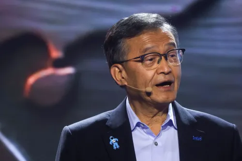 تحدث Lip-Bu Tan، الرئيس التنفيذي لشركة Intel، خلال معرض Computex، مشيراً إلى أهمية وحدات المعالجة المركزية في عصر الذكاء الاصطناعي.