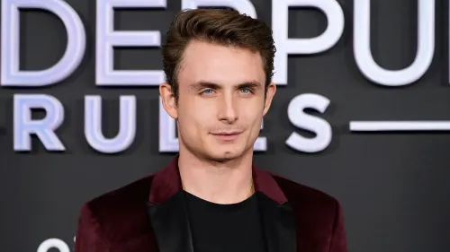 جيمس كينيدي، نجم برنامج "Vanderpump Rules"، يظهر في حدث رسمي بعد إعلان عدم توجيه تهم له في قضية عنف منزلي.