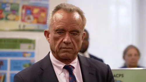 وزير الصحة الأمريكي روبرت كينيدي جونيور يتحدث عن إعادة الموظفين والبرامج المتأثرة بتخفيضات الوكالات الصحية الفيدرالية.