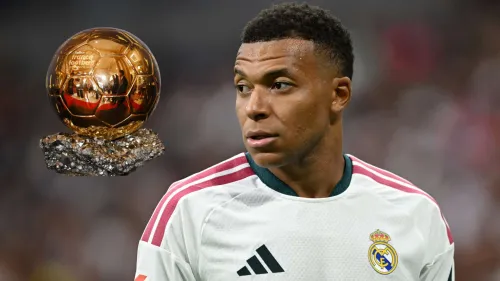 كيليان مبابي لاعب ريال مدريد أمام الكرة الذهبية، مع تسليط الضوء على جدل أفضل لاعب في العالم لعام 2024.