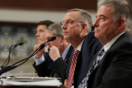 اجتماع لمديري وزارتي شؤون المحاربين القدامى والعدل، حيث يناقشون قضايا الوصاية وتأثيرها على حقوق المحاربين القدامى.