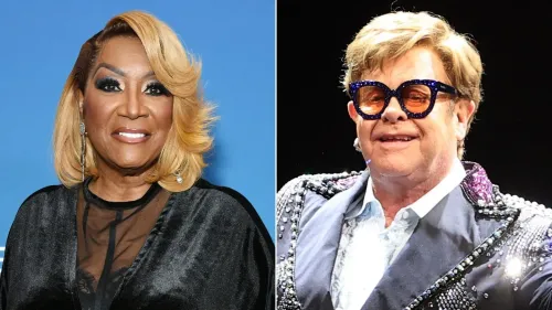 باتي لابيل وإلتون جون في حدث مشترك، حيث تعكس الابتسامات ذكريات التعاون الفني والصداقة بينهما.