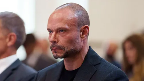 تعيين دان بونغينو، مذيع يميني سابق في جهاز الخدمة السرية، نائبًا جديدًا لمدير مكتب التحقيقات الفيدرالي، وسط ردود فعل متباينة.