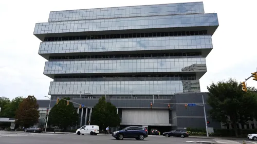 مبنى شركة Purdue Pharma في وايت بلينز، نيويورك، حيث تم تقديم خطة الإفلاس الجديدة المتعلقة بتسوية أزمة المواد الأفيونية.