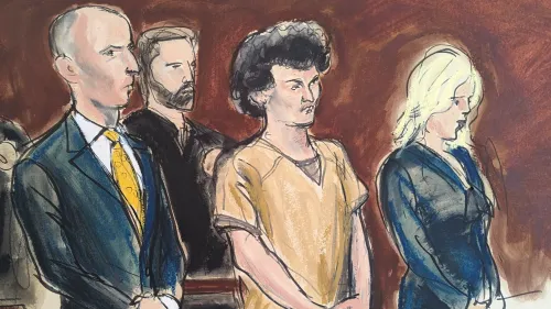 سام بانكمان-فريد، المحتال المُدان في مجال العملات الرقمية، يظهر في المحكمة مع محاميه، حيث يناقش قضيته وتأثيرها على حياته.