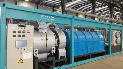 جهاز HyveGeo لتحويل النفايات إلى فحم حيوي، يستخدم لتخضير الأراضي الصحراوية وتعزيز الأمن الغذائي في الإمارات.