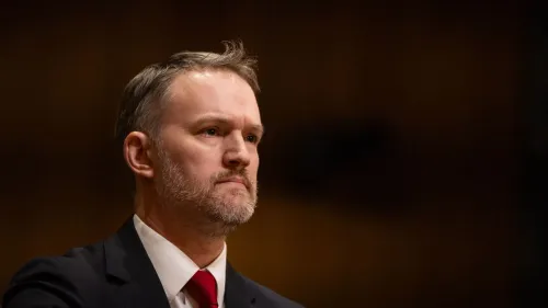 يدافع جاميسون جرير، الممثل التجاري للرئيس ترامب، عن التعريفات الجمركية خلال جلسة استماع بمجلس الشيوخ، متحدثًا عن العجز التجاري.