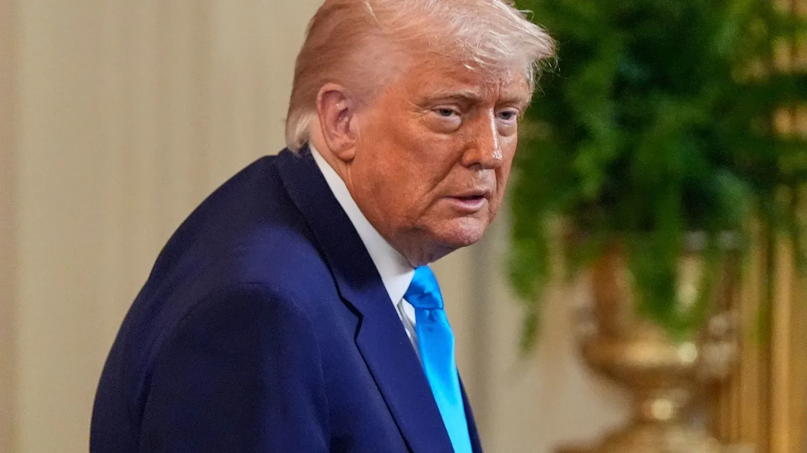 ترامب يتحدث عن احتمال خصخصة فاني ماي وفريدي ماك، مع التركيز على تأثير ذلك على سوق الرهن العقاري في أمريكا.