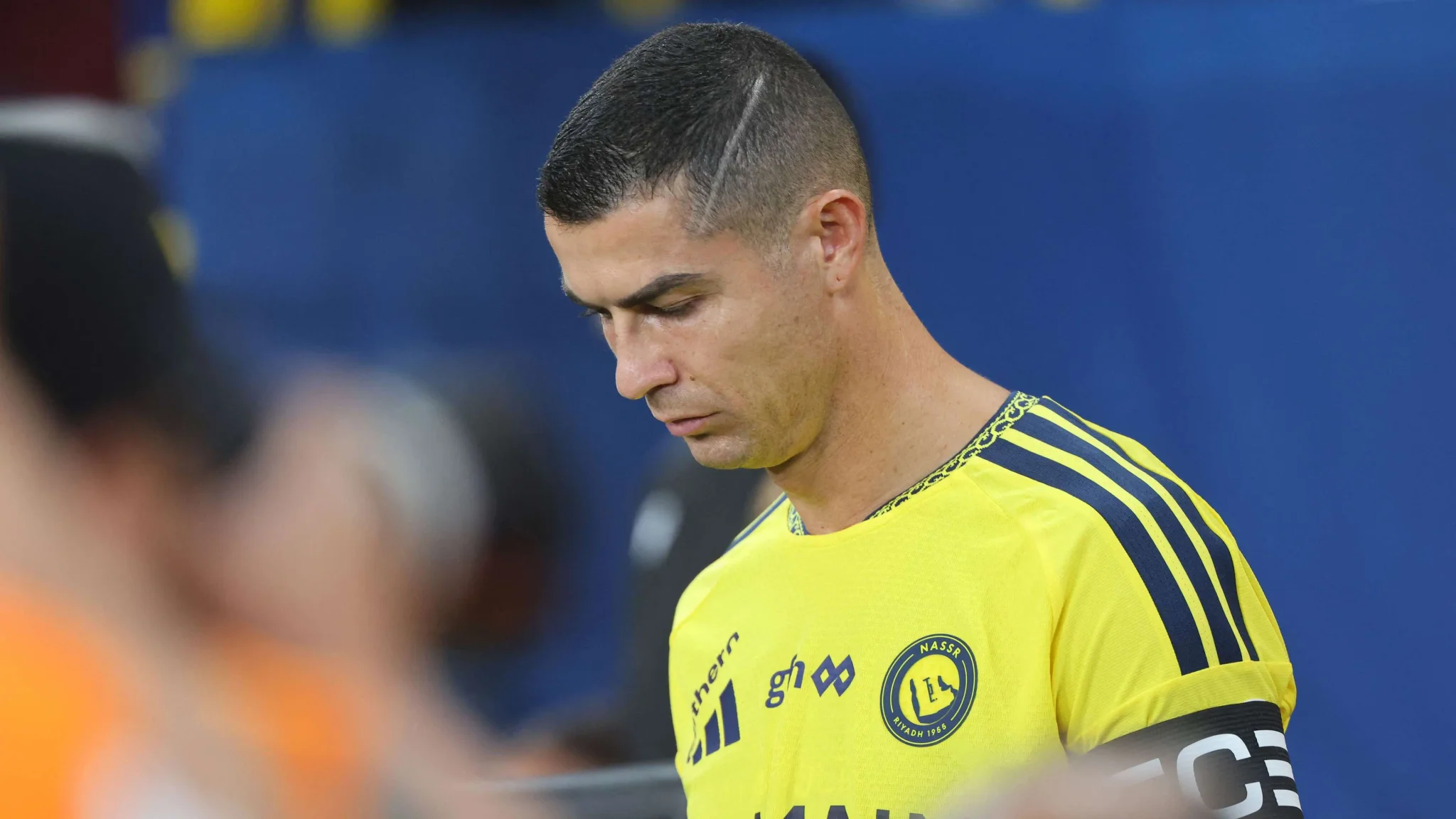 كريستيانو رونالدو بقميص النصر السعودي يقترب من تسجيل هدفه الألف خلال كأس السوبر السعودي في الكويت ديسمبر المقبل.