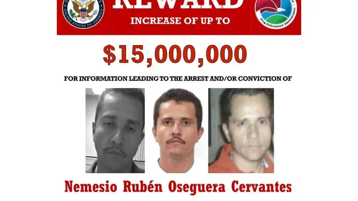 صورة توضح مكافأة قدرها 15 مليون دولار مقابل معلومات تؤدي إلى القبض على نيميسيو أوسيجويرا سيرفانتيس، المعروف بـ "إل مينشو"، زعيم كارتل خاليسكو.